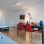 Hitrental Chapel Bridge Apartments