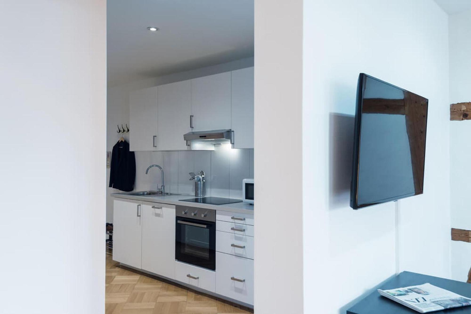 Hitrental Chapel Bridge Apartment Luzern