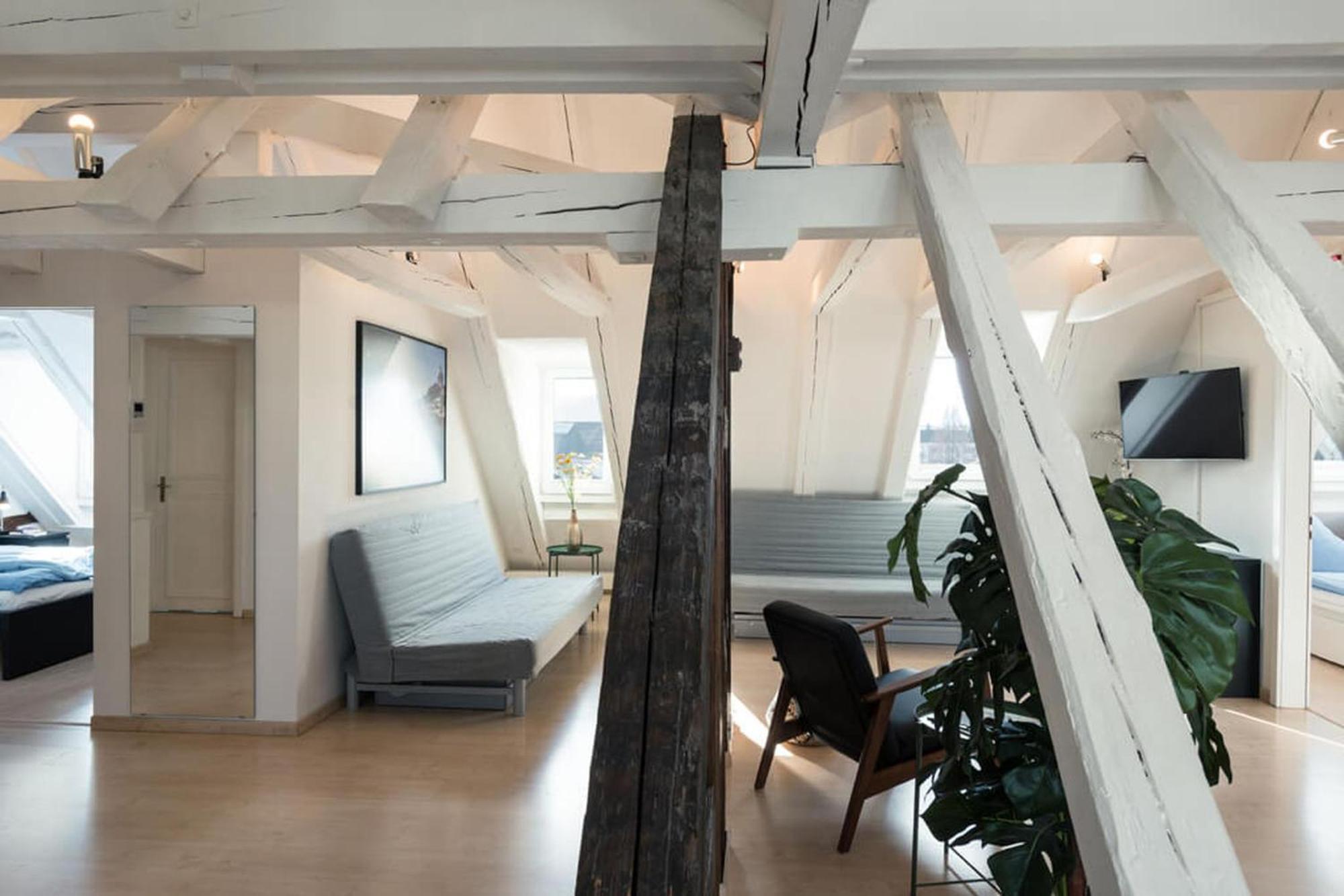 Hitrental Chapel Bridge Apartment *